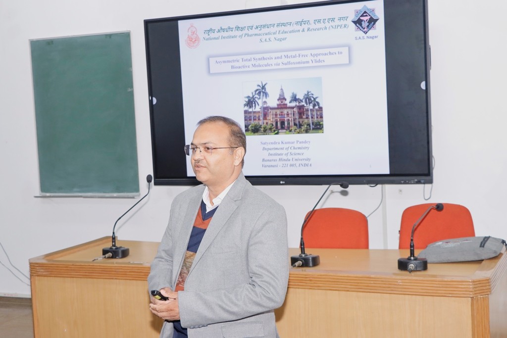 Expert Lecture on “Asymmetric Total Synthesis and Metal-Free Approaches to Bioactive Molecules vis Sulfoxonium Ylides” by Prof. Satyendra K. Pandey (January 10, 2025)